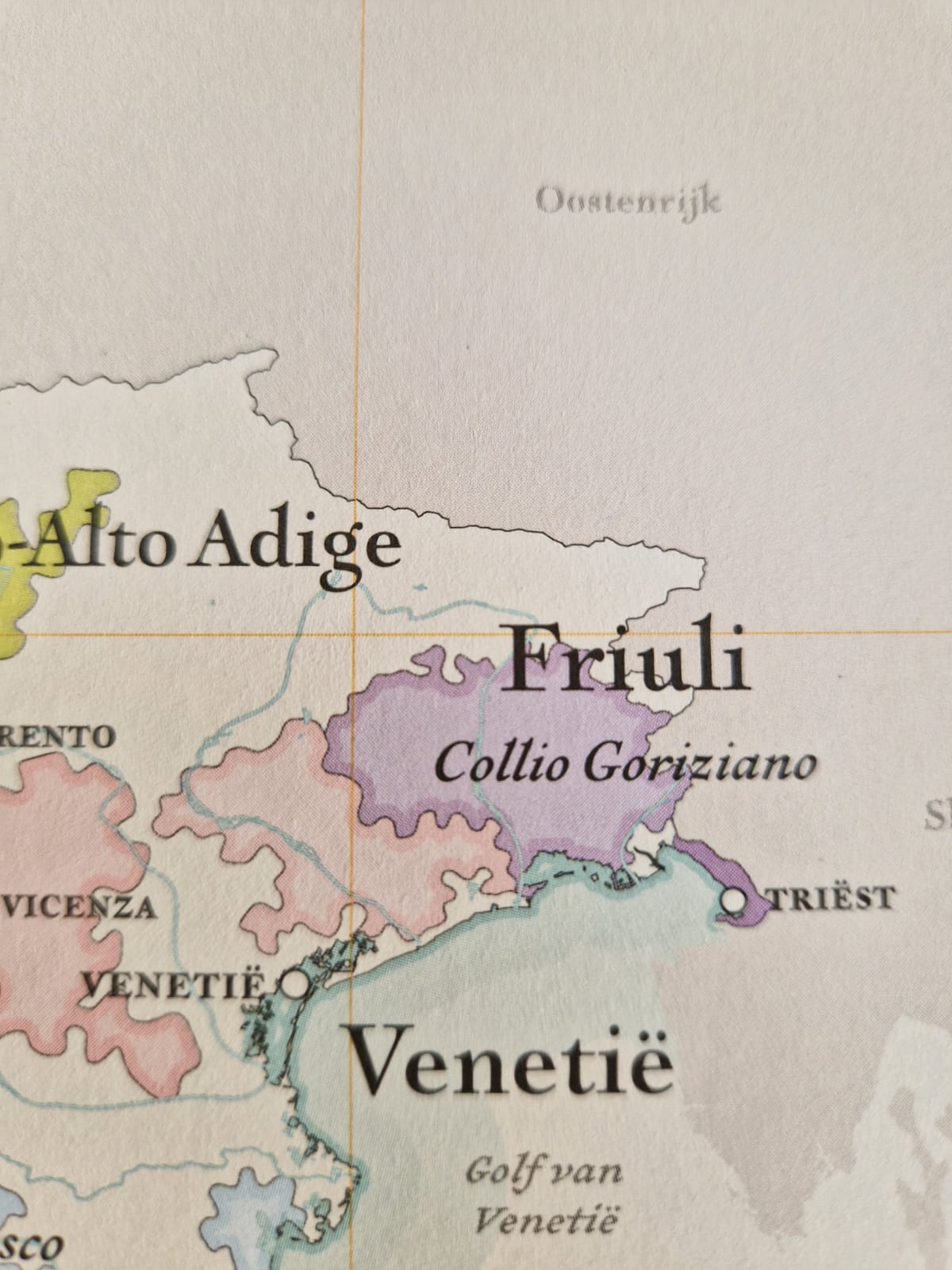 Pinot Nero Riserva DOC 2020 rood (per 4); Flesprijs € 24,50