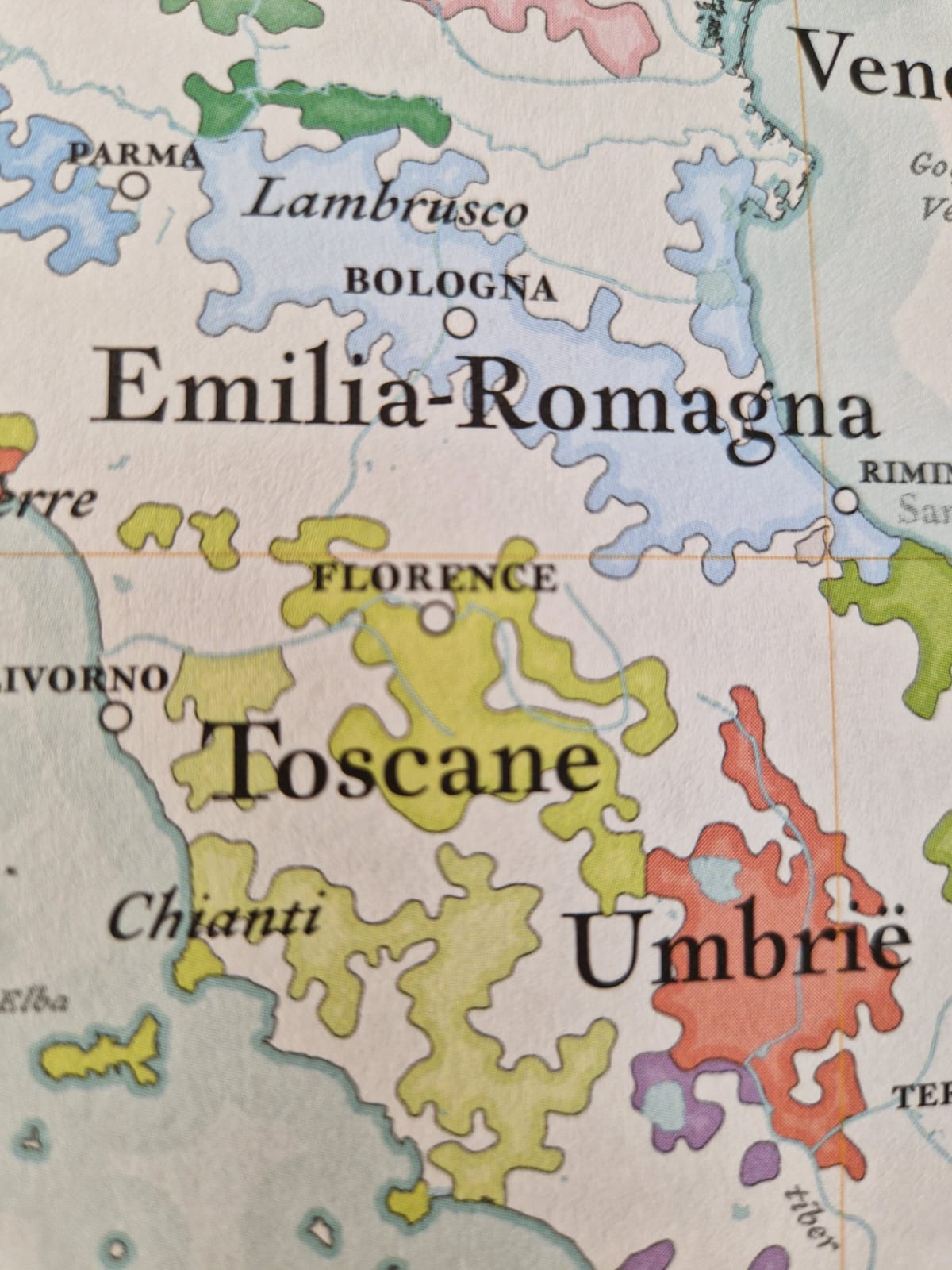 Morellino di Scansano Classico DOCG 2019 rood (per 6); Flesprijs € 14,50