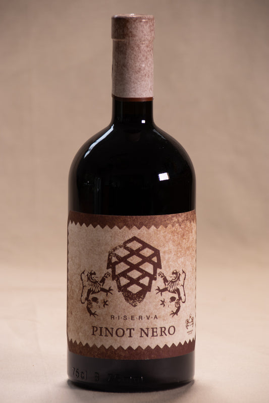 Pinot Nero Riserva DOC 2020 rood (per 4); Flesprijs € 24,50