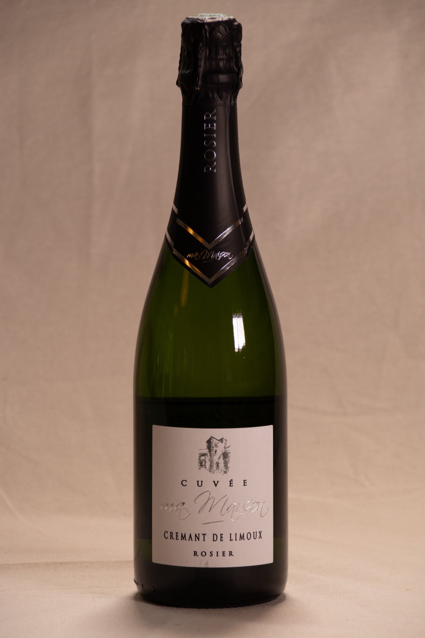 Domaine Rosier, Cuvée Ma Maison. White bubbles (per 6); Bottle price € 13.50